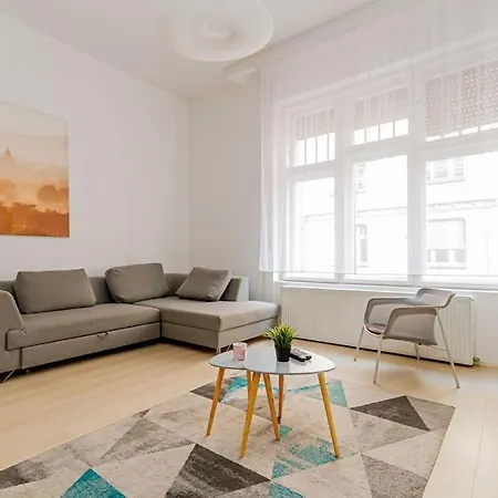 Apartment Luminous Design - W18