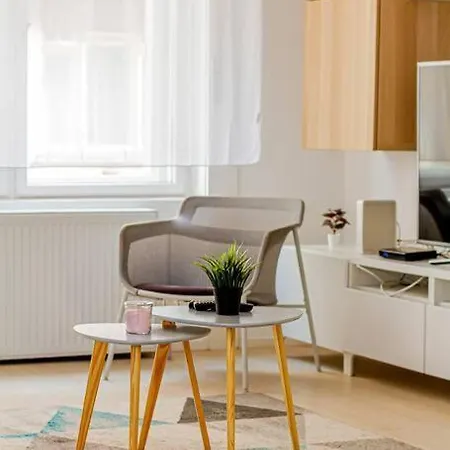 Luminous Design - W18 Apartment