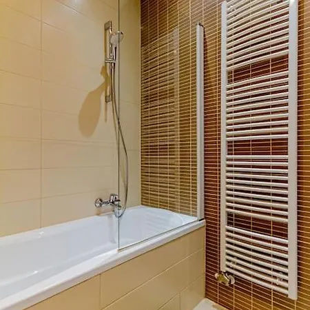 Luminous Design - W18 * Budapest