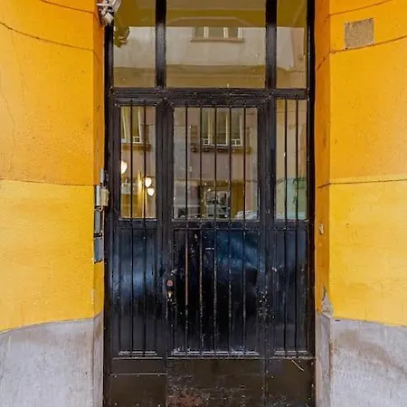 Luminous Design - W18 * Budapest