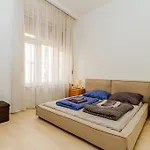 Luminous Design - W18 *